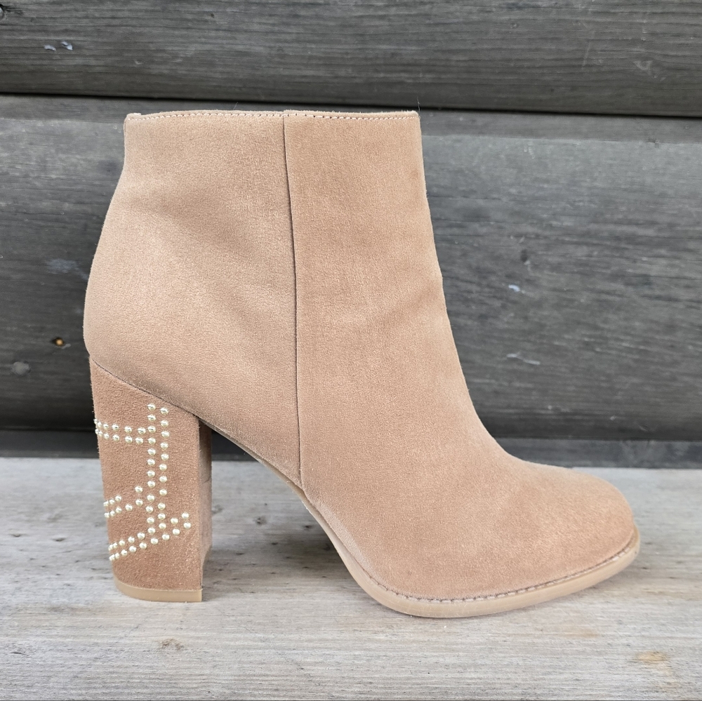 Nine West NEW Qualinia Y2K Glam Revival Studded Block Heel Bootie 7.5M
